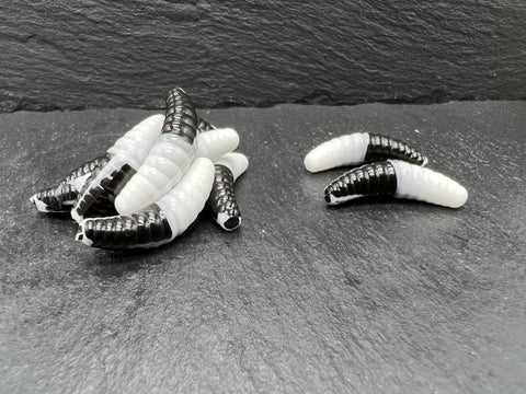 Lille banan 25mm sort/hvid 